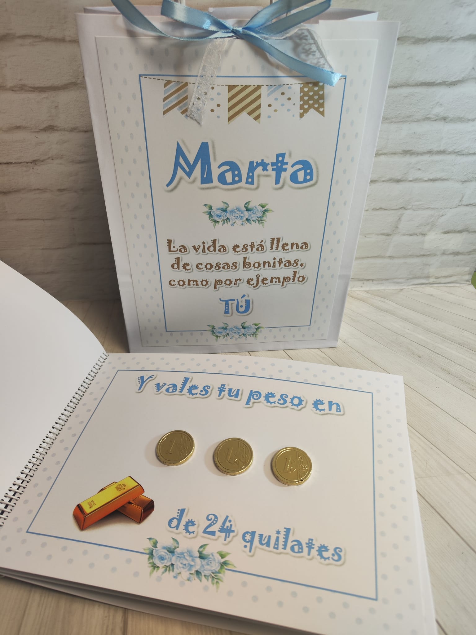Libro de chuches modelo topitos azul cielo - Imagen 7