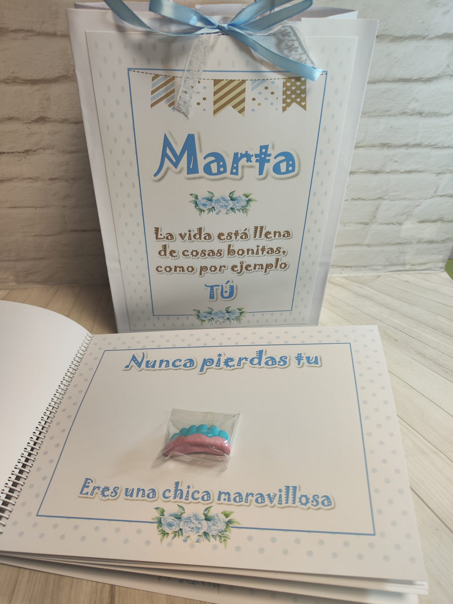 Libro de chuches modelo topitos azul cielo - Imagen 5