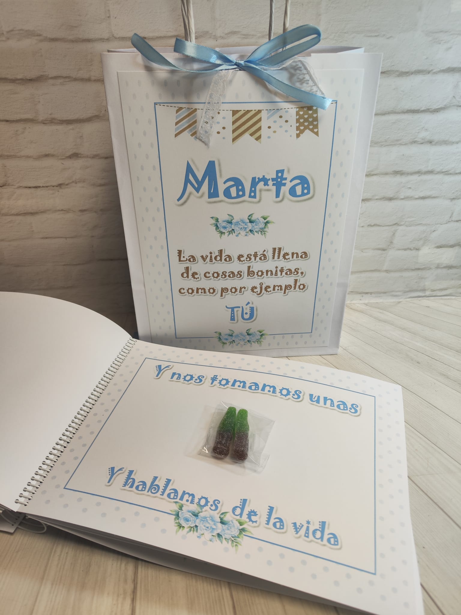 Libro de chuches modelo topitos azul cielo - Imagen 10