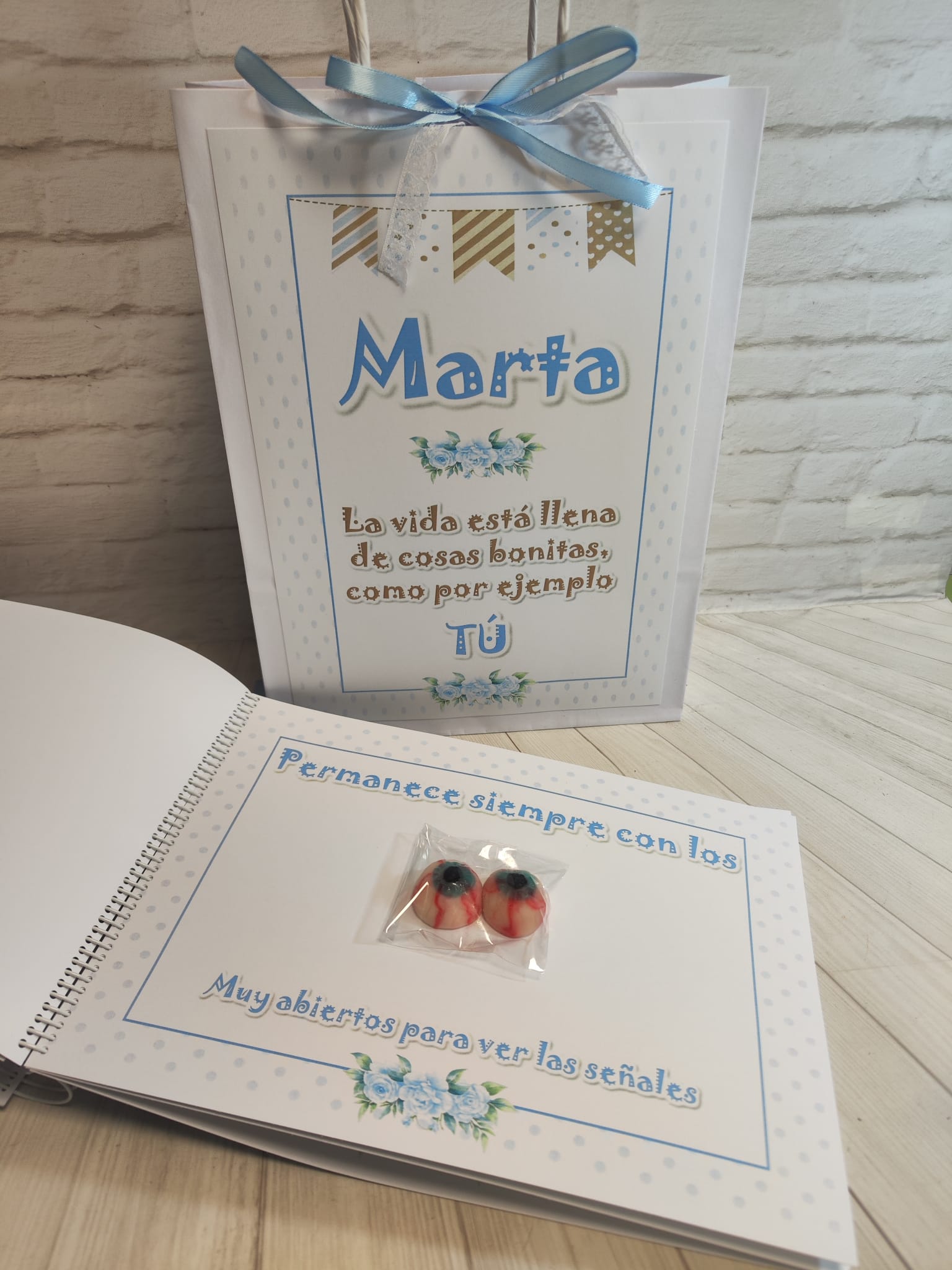Libro de chuches modelo topitos azul cielo - Imagen 11