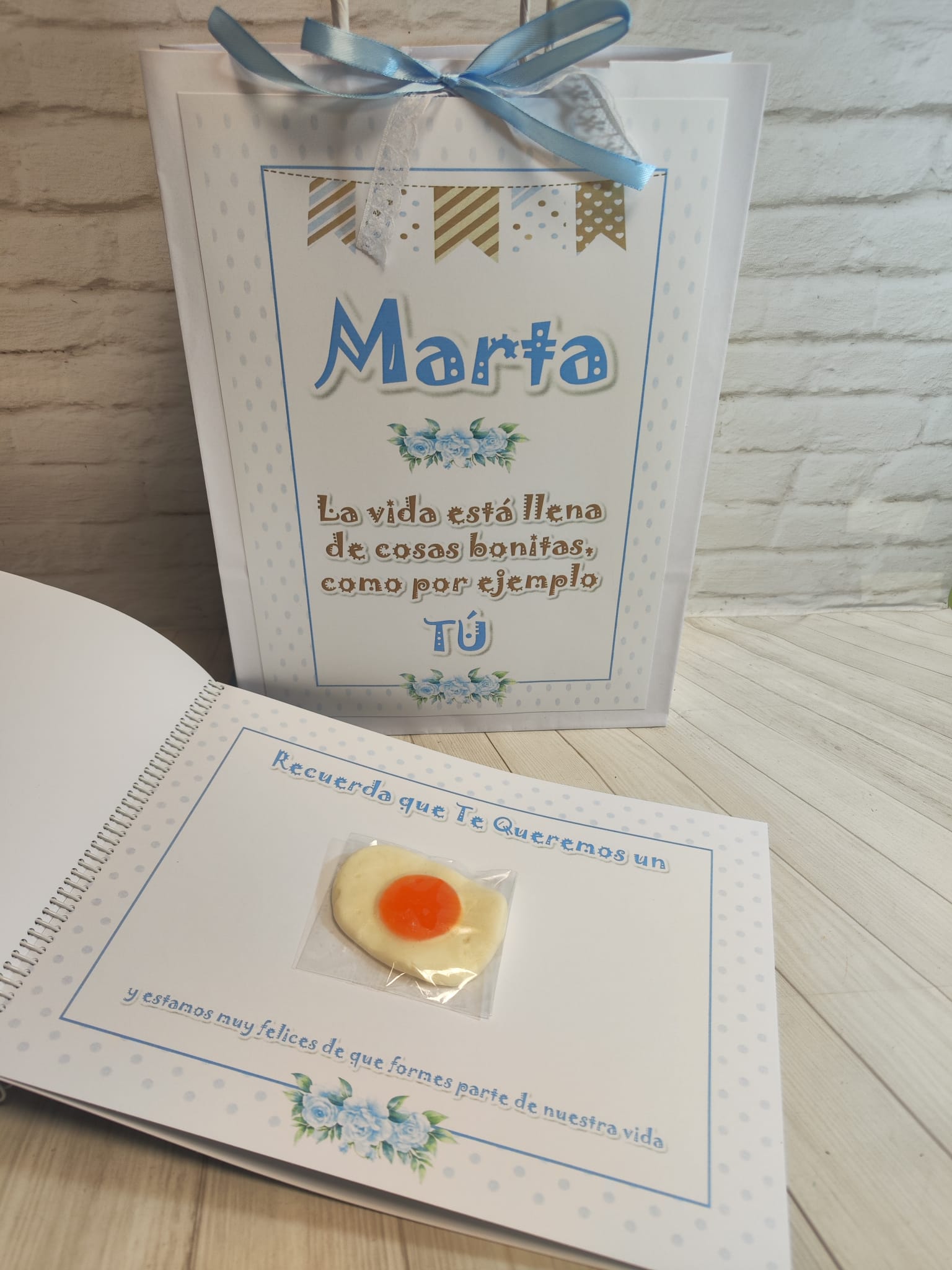 Libro de chuches modelo topitos azul cielo - Imagen 14
