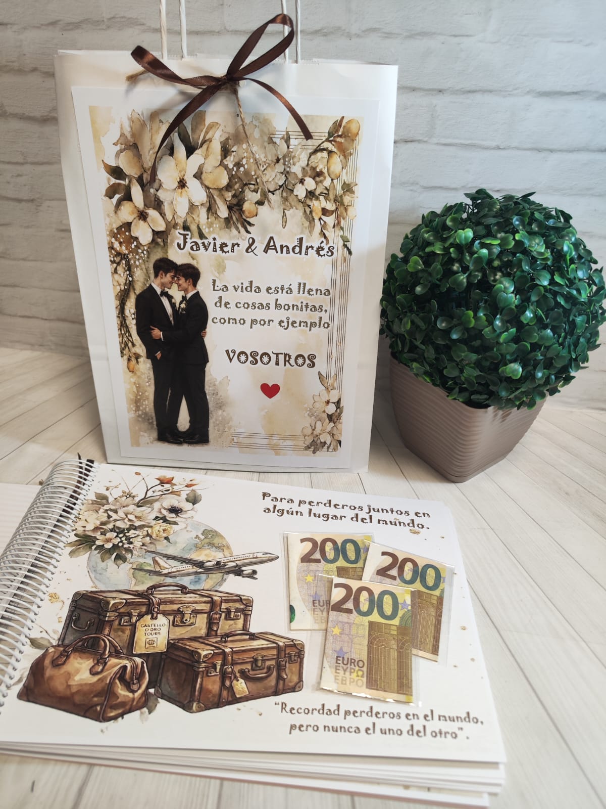Libro para regalar dinero en boda Modelo beige para dos chicos - Imagen 6